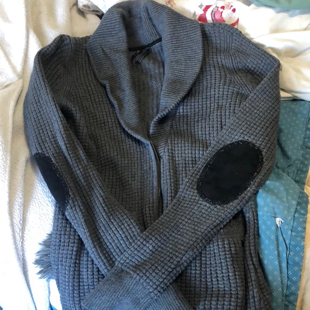 Guess sweater